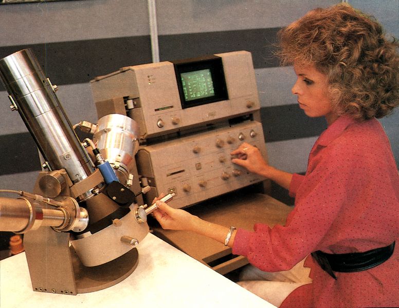 File:Tesla - BS 343 - brochure image.jpg