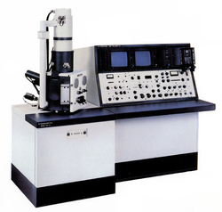Cambridge Stereoscan 250 MK III from brochure.png