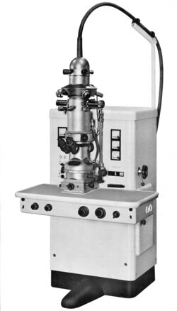 Siemens - Elmiskop II - overview.jpg